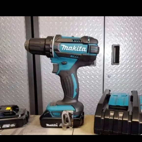 MAKITA XPH10 18V Compact Lithium-Ion Cordless 1/2 inch Hammer Driver-Drill Kit - Picture 7 of 7